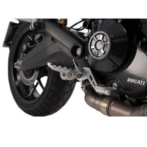 podnóżki-evo-sw-motech-do-ducati-models-czarne-srebrne-akcesoria-motocyklowe-warszawa-monsterbike-pl